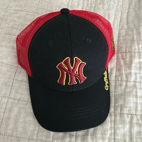 NWT 2024 New York Yankees x Harry Potter limited edition Gryffindor hat